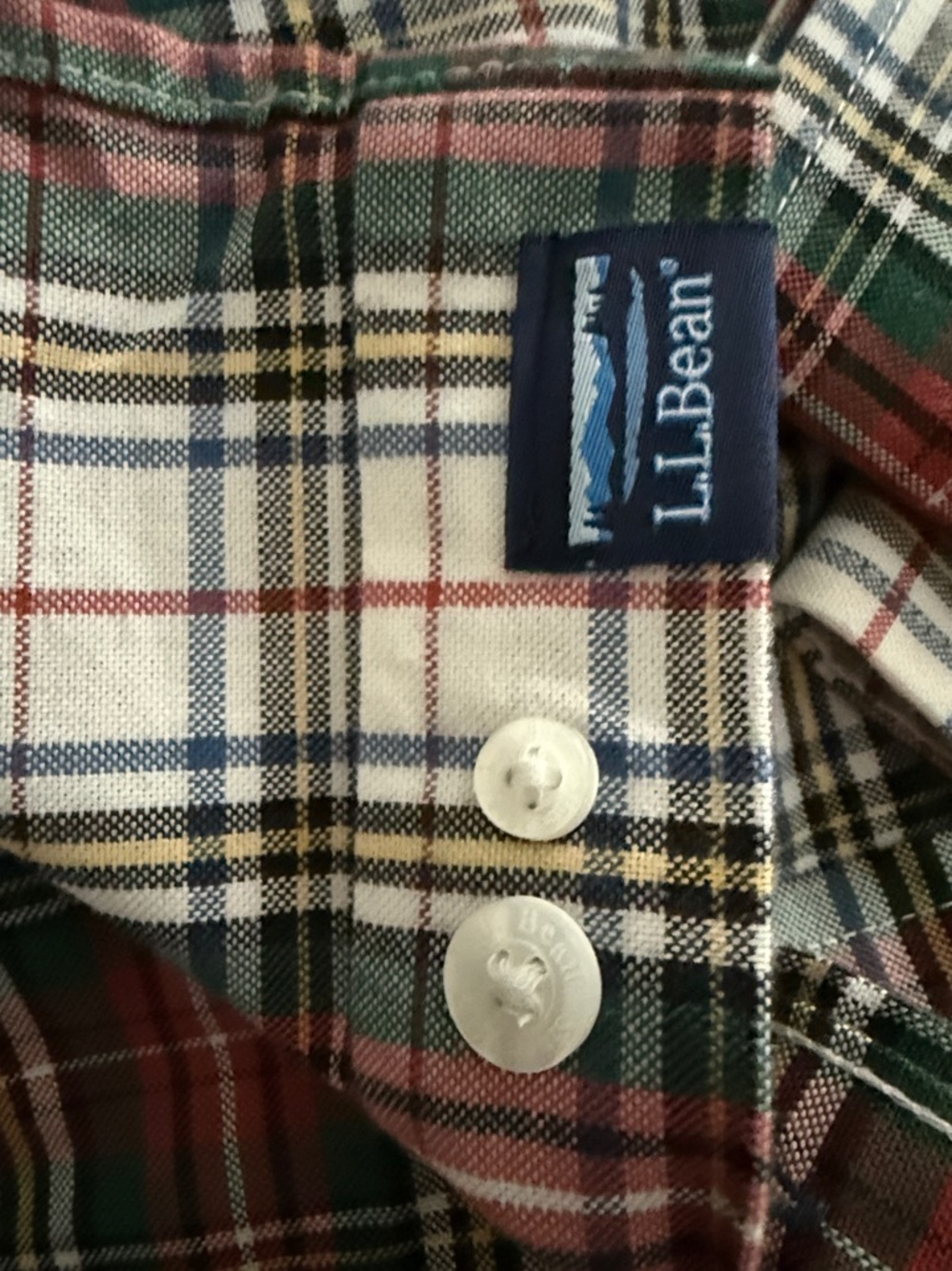 Classic Men's Red Plaid Button-Down Shirt - Picture 5 of 5